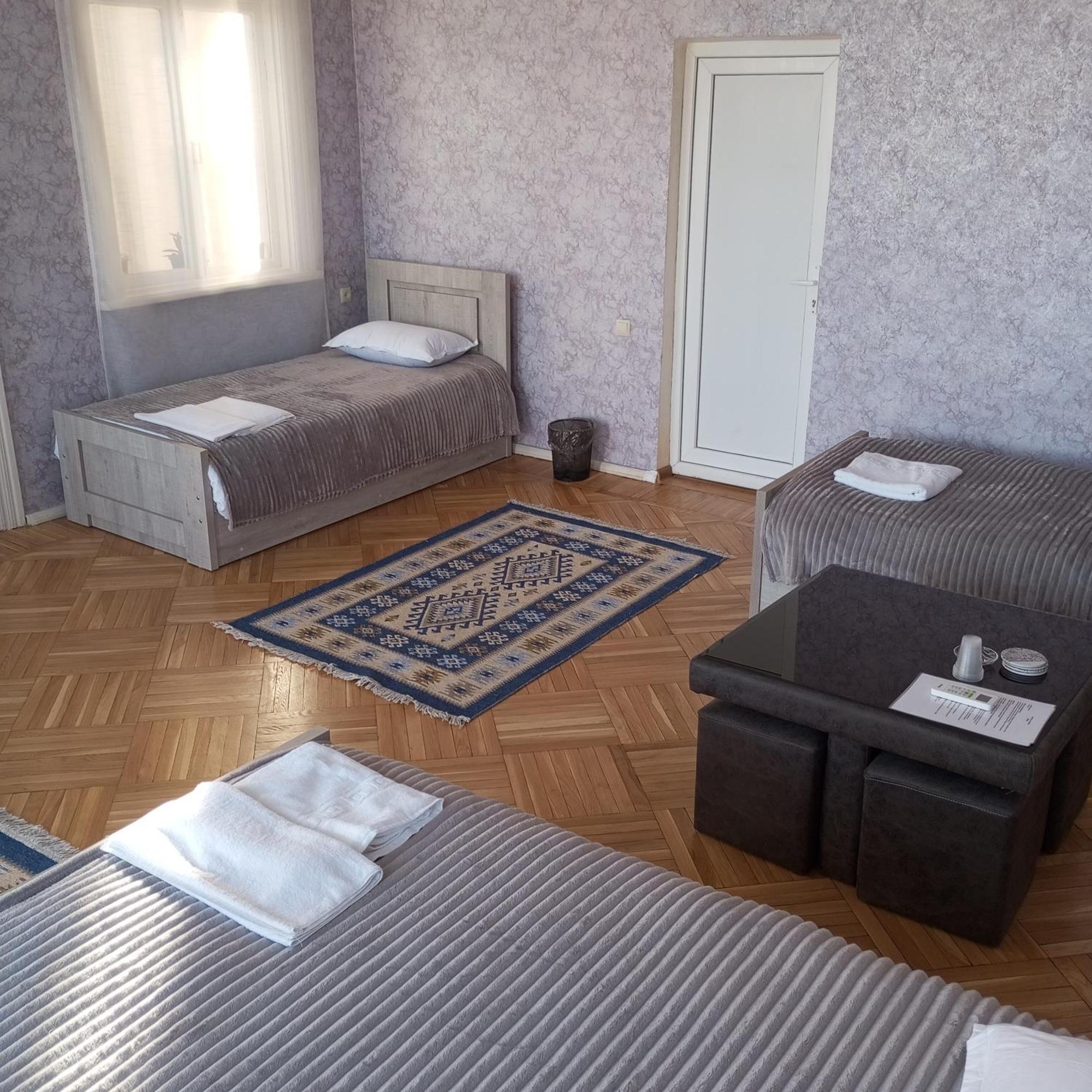 B&B Villa Maurizio Tskaltubo Buitenkant foto